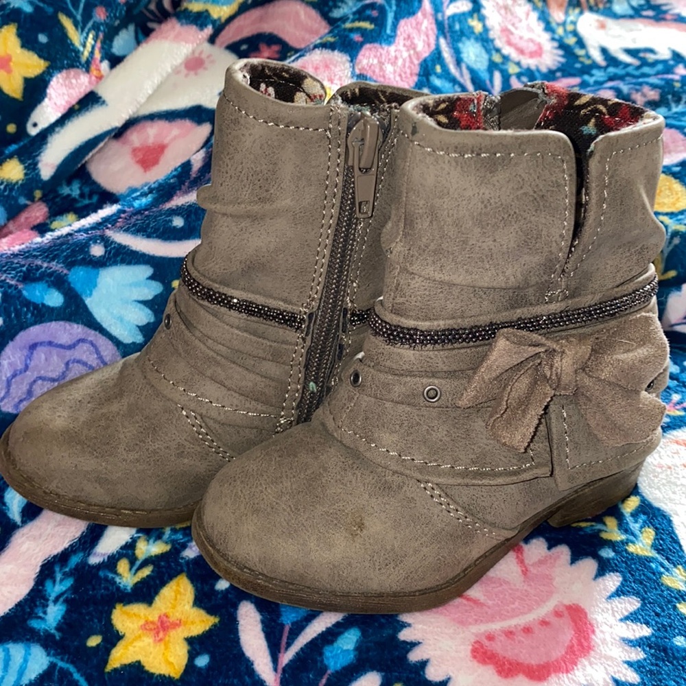 Grey Jellypop booties